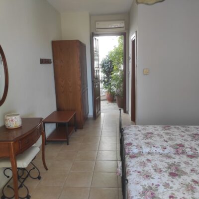 B4 Room