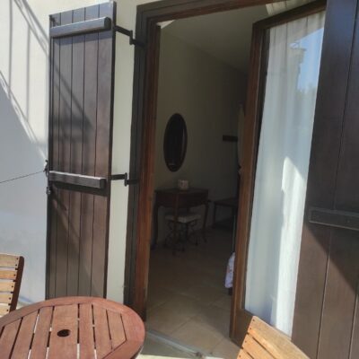 B4 Room