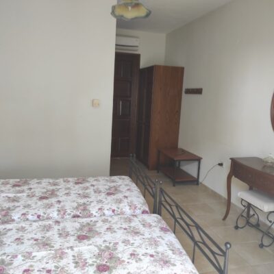 B5 Room