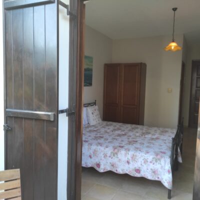 B6 Room