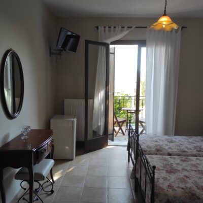 B6 Room