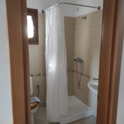 B6 Room
