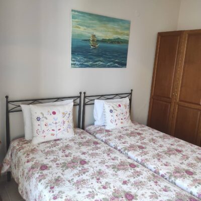 B6 Room